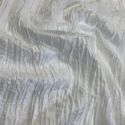 Accordion Taffeta Table Runner in Ivory