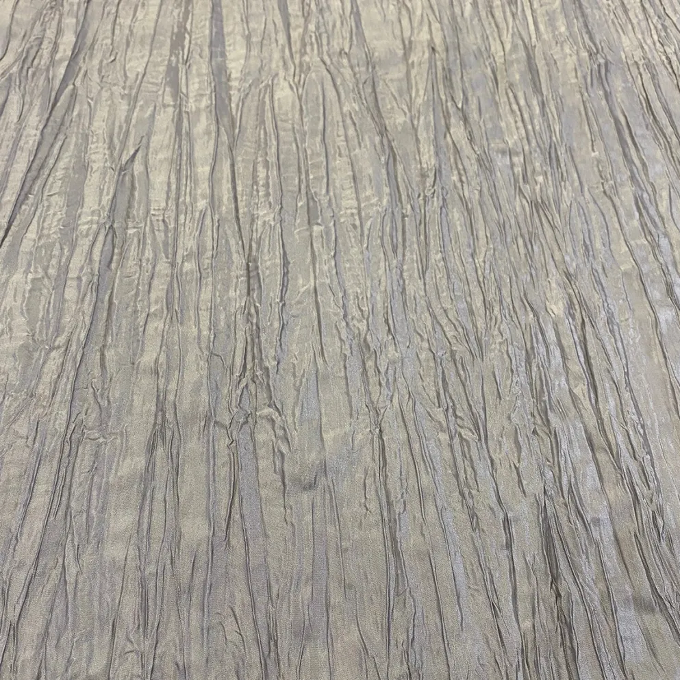 Accordion Taffeta Table Runner in Silver 097