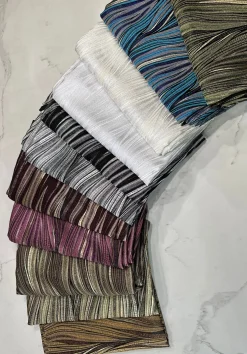 Allure Jacquard Table Linen in Mauve