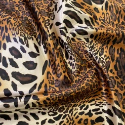 Animal Print Table Runner in Leopard