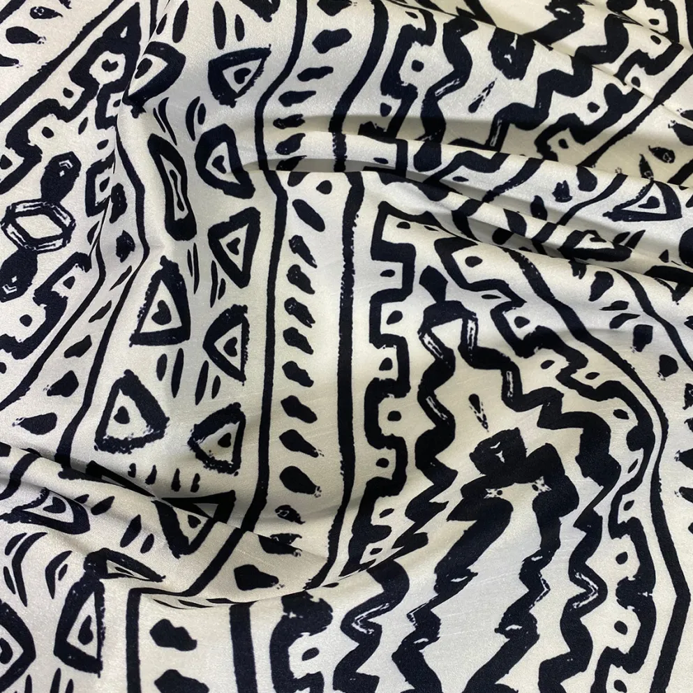 Aztec Print (Dupioni) Table Linen in Black