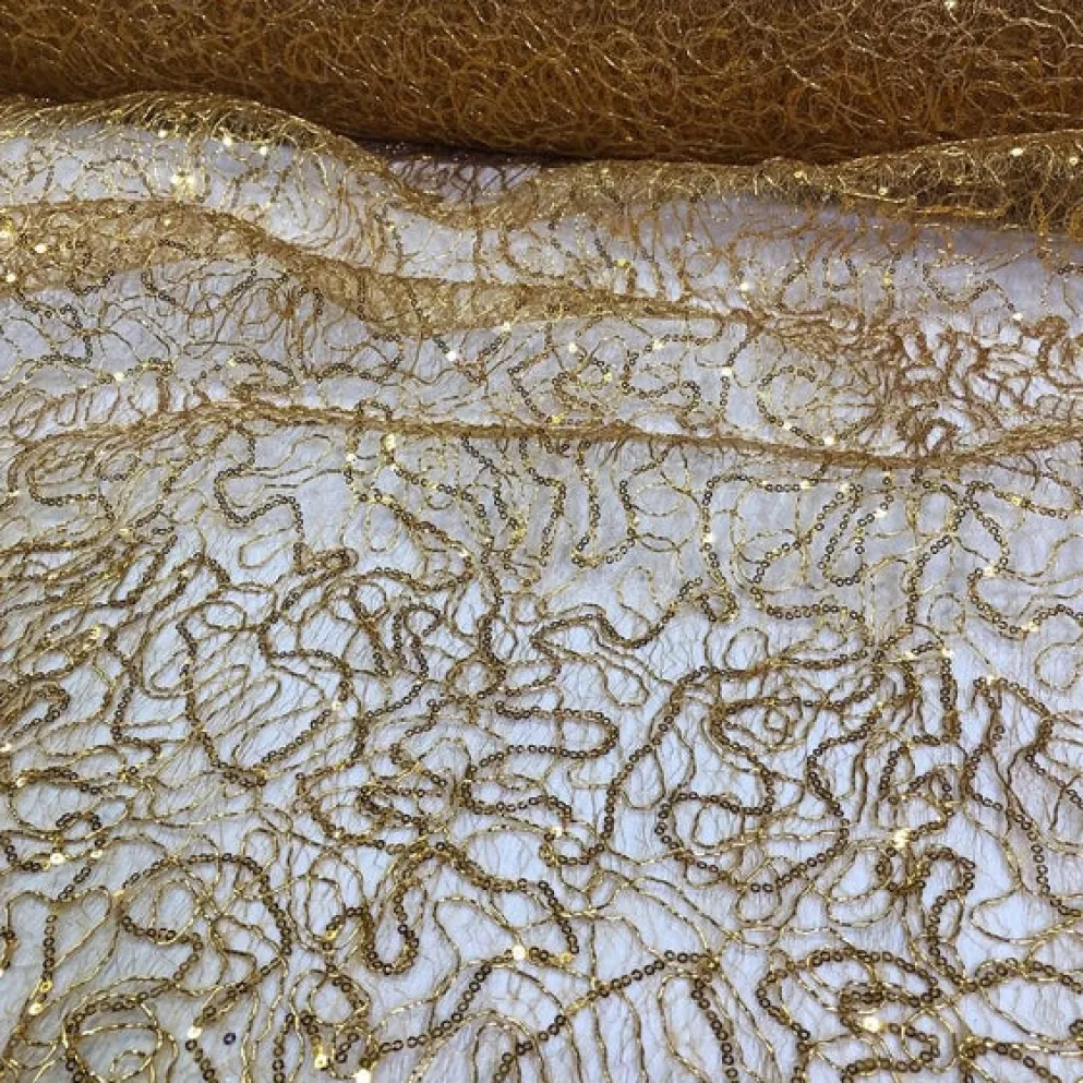 Bedazzle Table Runner in Gold 24K