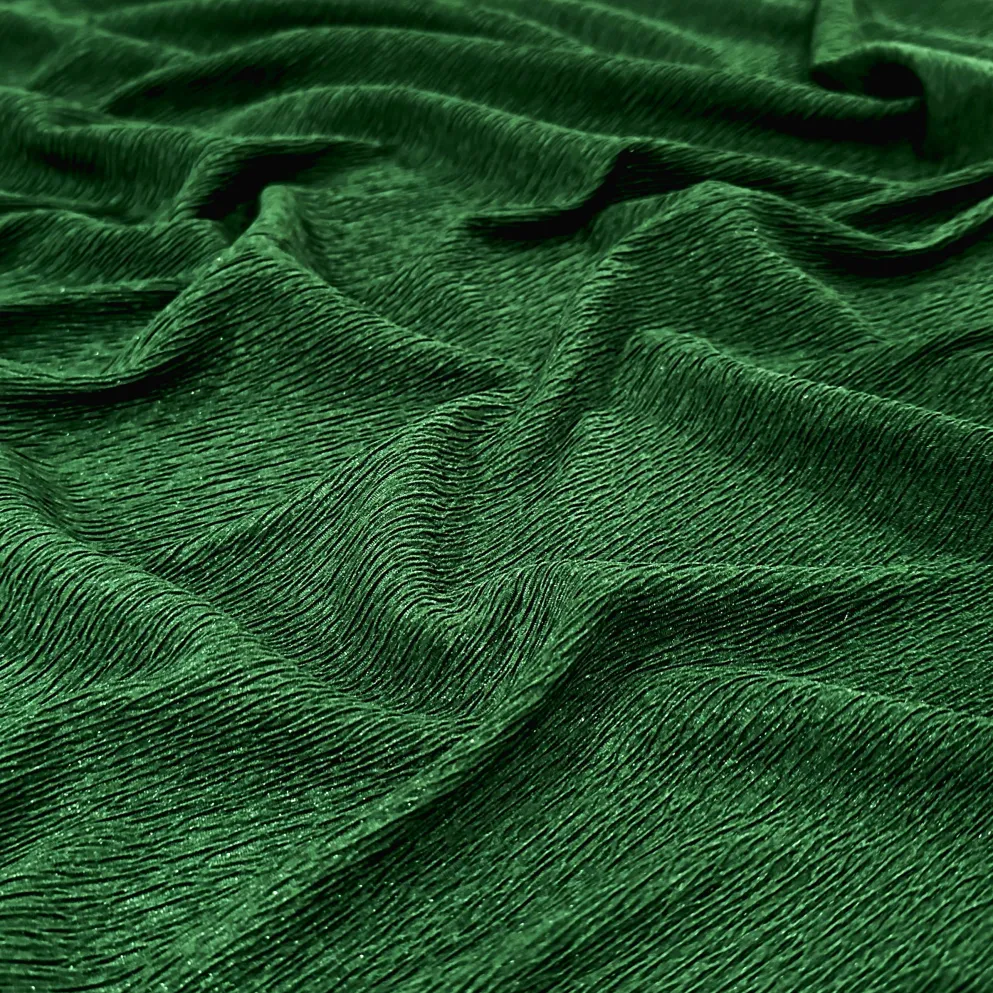Bella Crepe Table Linen in Hunter Green