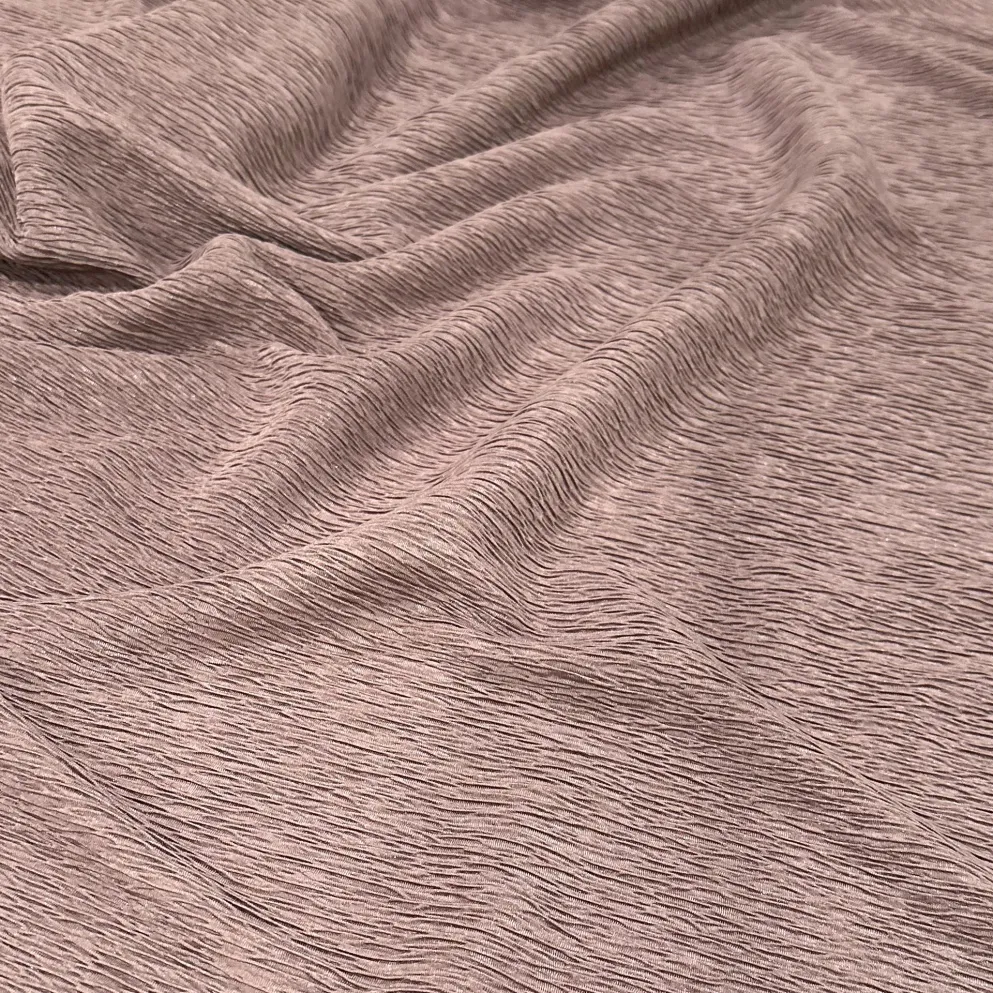 Bella Crepe Table Linen in Mauve
