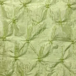 Belly Button (Pinwheel) Table Runner in Lt Sage