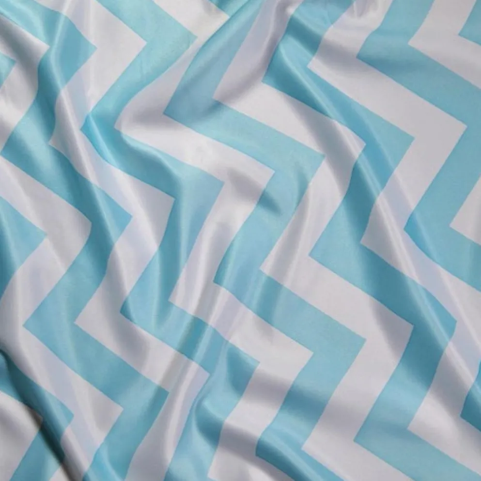 Chevron Print (Lamour) Table Linen in Turquoise and White
