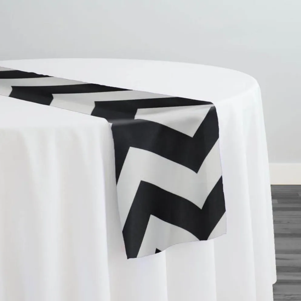 Chevron Print (Lamour) Table Runner in Black and White