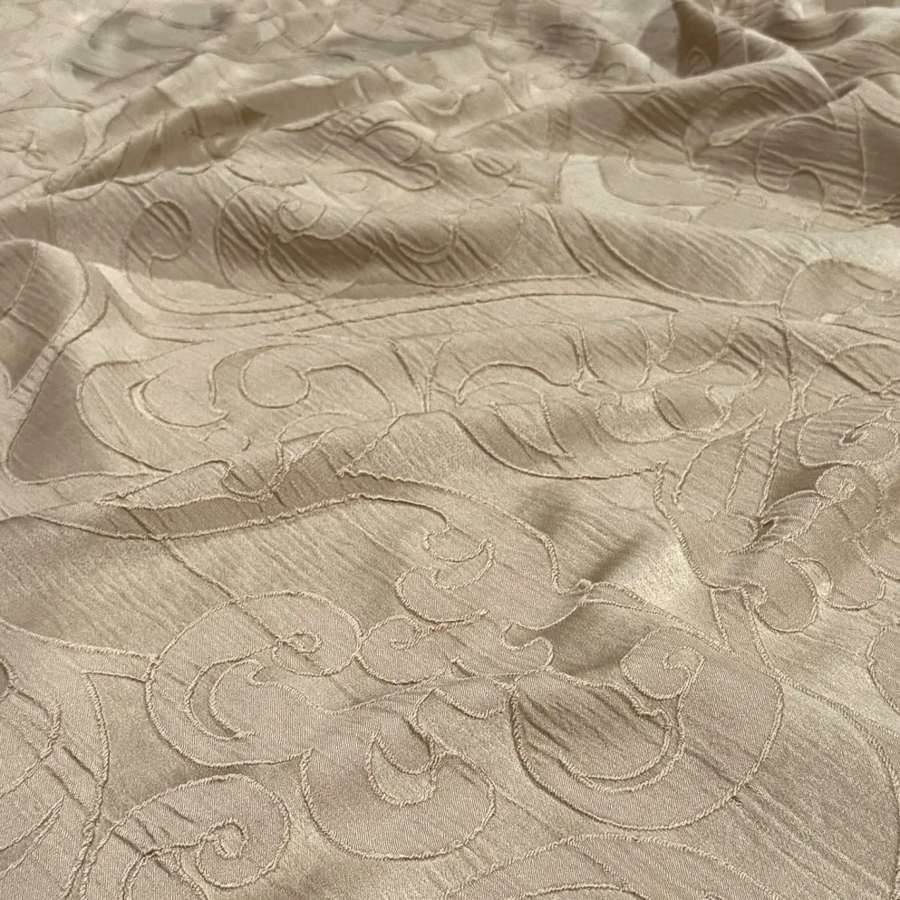Classic Jacquard Table Linen in Champagne