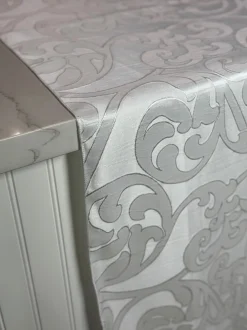 Classic Jacquard Table Linen in Silver