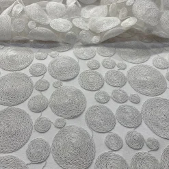 Coin Table Linen in White