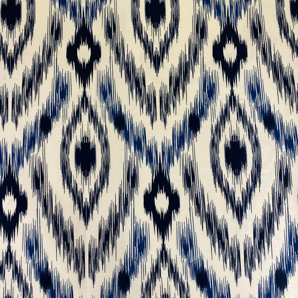 Cosmo Print (Dupioni) Table Runner in Navy