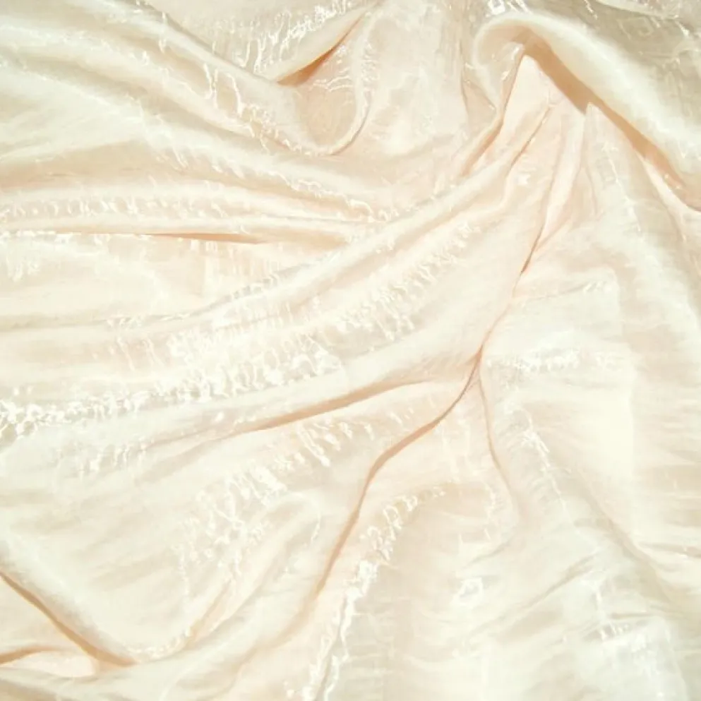 Crush Shimmer (Galaxy) Table Linen in Ivory 18