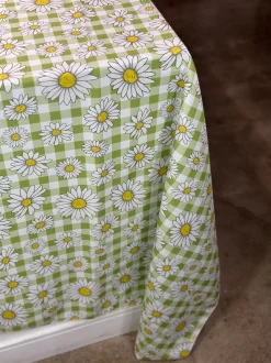 Daisy Checker (Poly Print) Table Linen