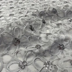 Daisy Sequins Table Linen in Silver