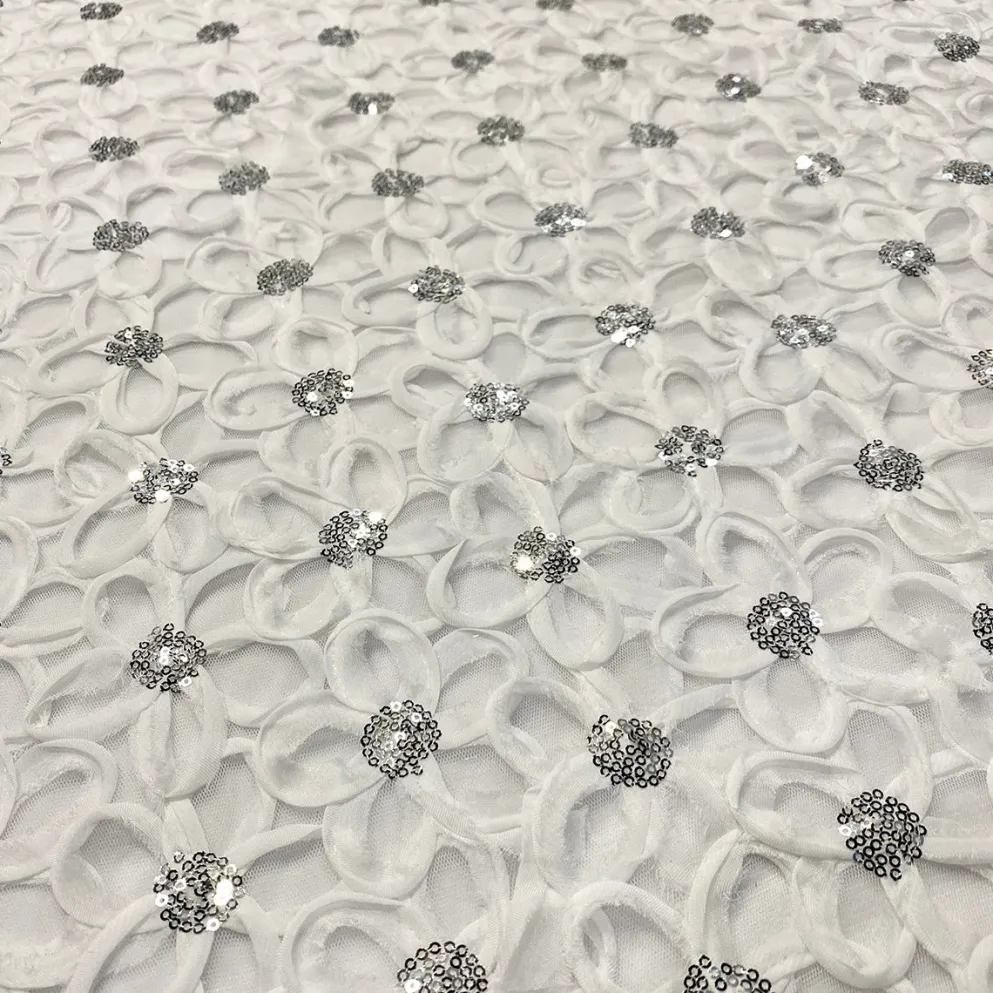 Daisy Sequins Table Linen in White