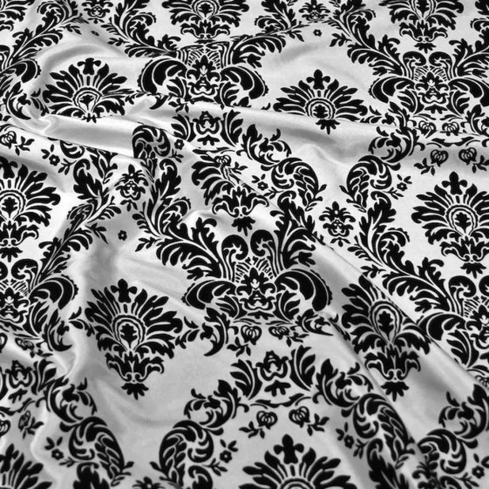 Damask Flocking Taffeta Table Linen in Black on White