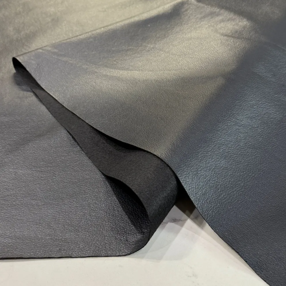 Deco Leather Table Napkin in Black