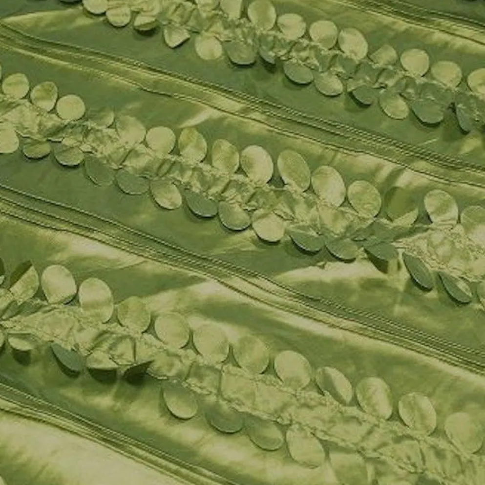 Diagonal Taffeta Table Runner in Olive