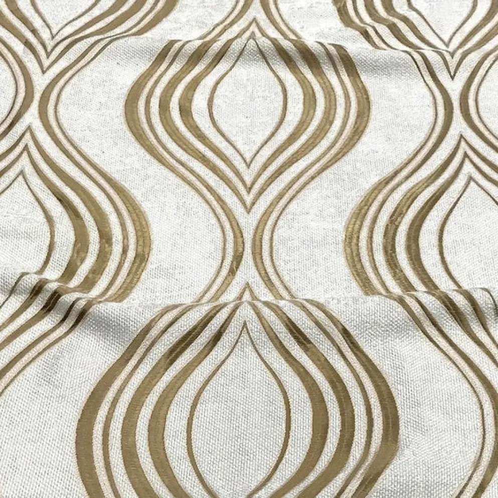 Eclipse Jacquard (Reversible) Table Linen in Gold
