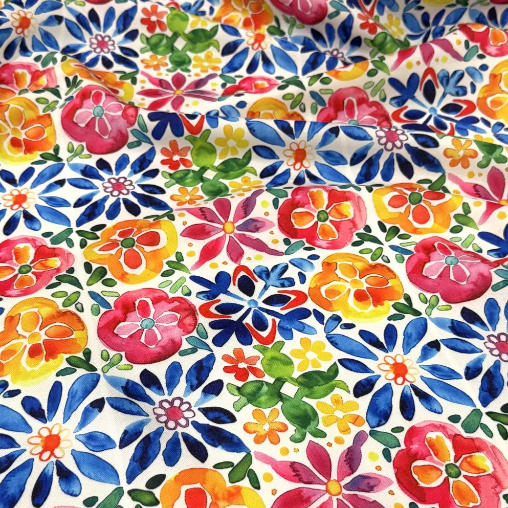 Festivo (Poly Print) Table Runner