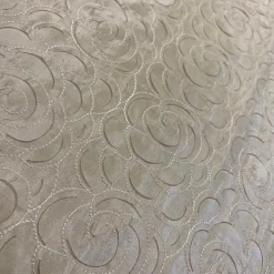 Flora Rose Table Runner in Champagne