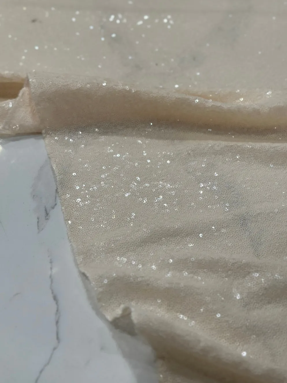 Glitz Sequins Table Linen in Blush Transparent