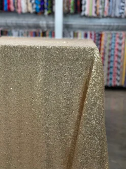 Glitz Sequins Table Linen in Gold 18K