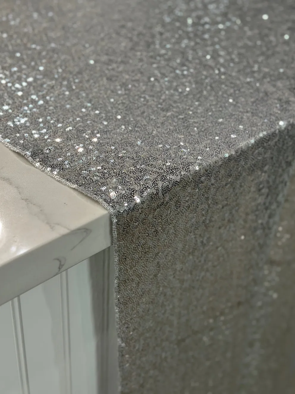 Glitz Sequins Table Linen in Silver