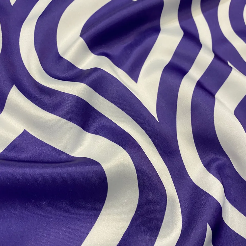 Groovy Print (Lamour) Table Napkin in Purple