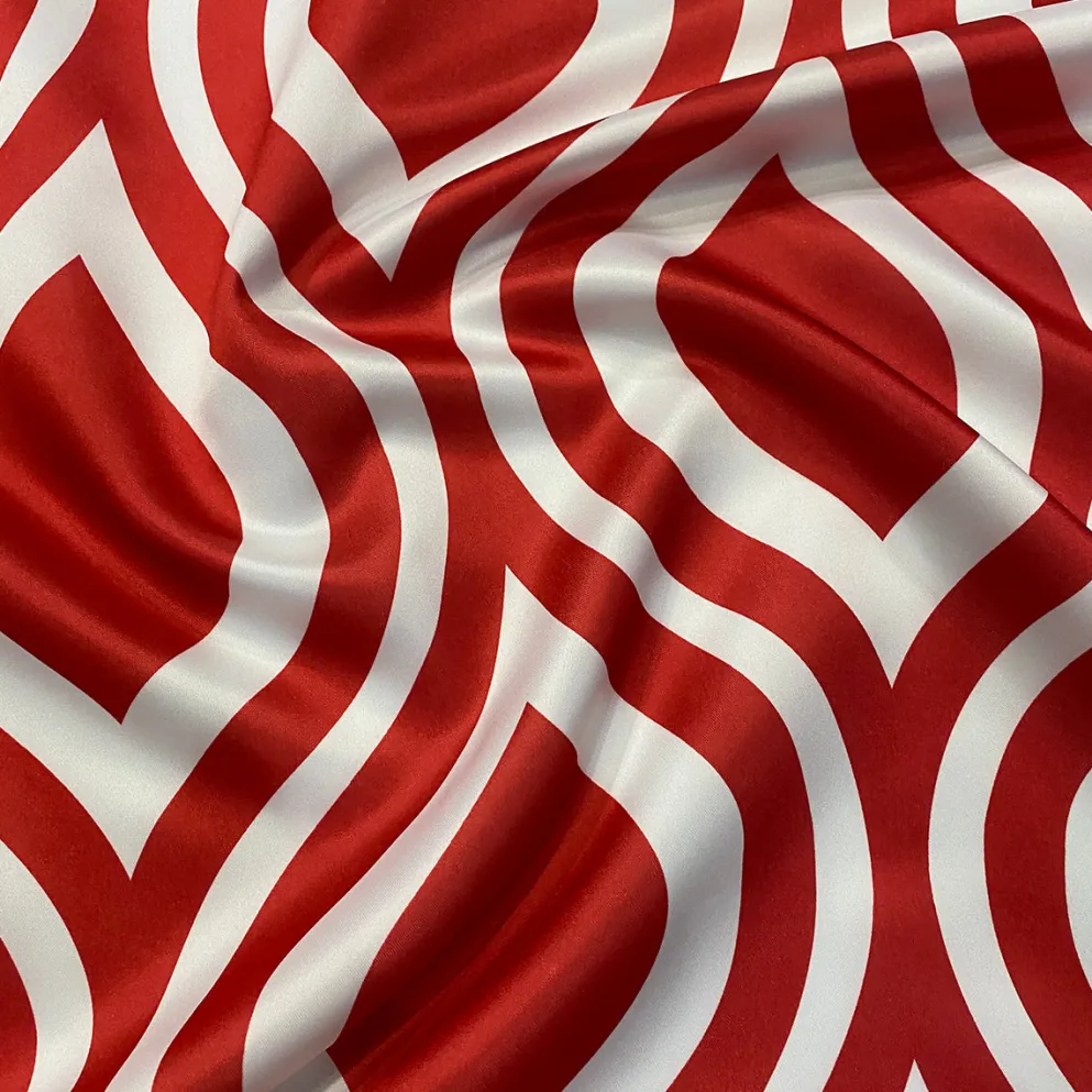 Groovy Print (Lamour) Table Runner in Red