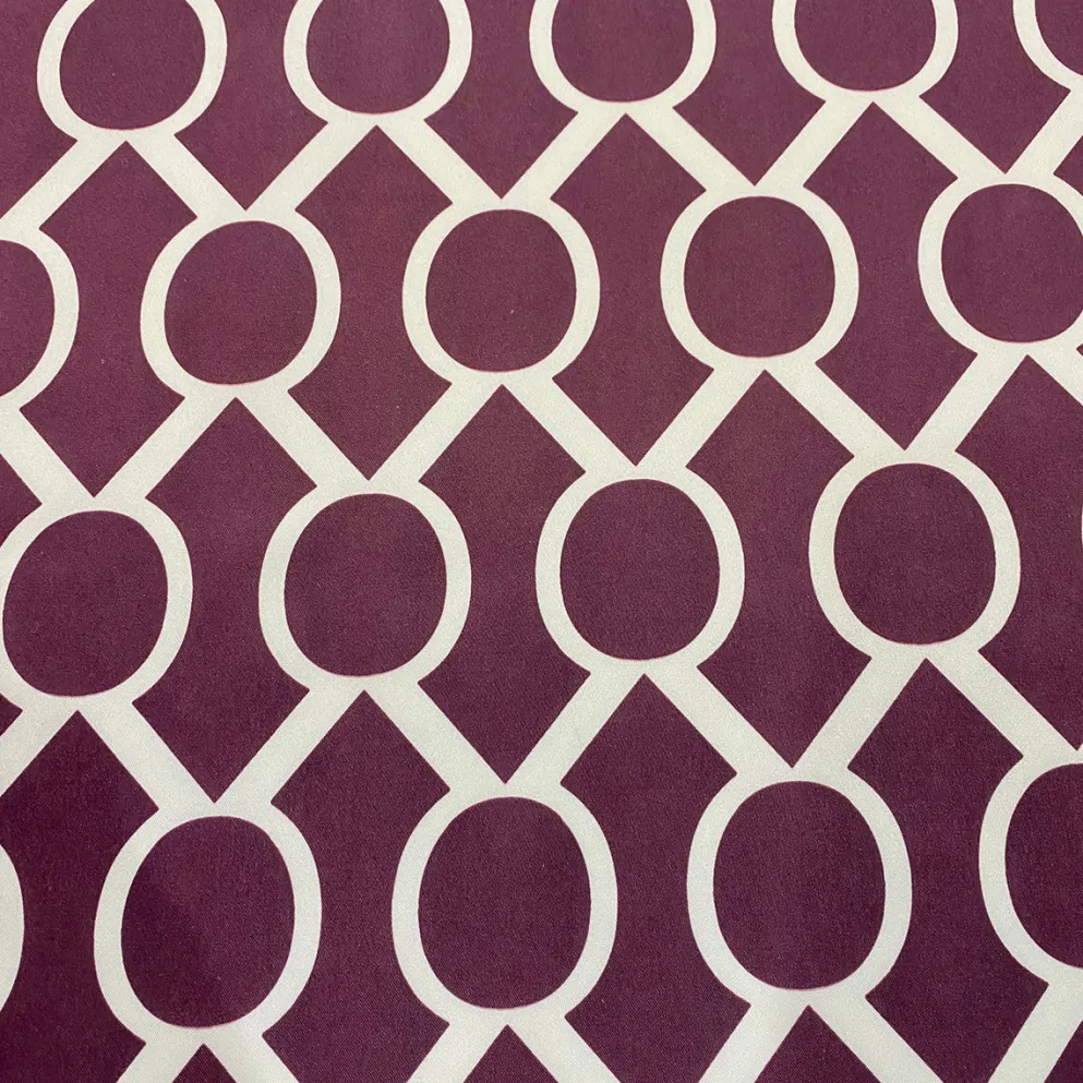 Halo Print (Lamour) Table Runner in Plum