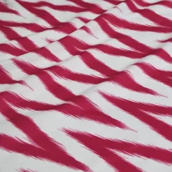 Horizon (Poly Print) Table Linen in Fuchsia