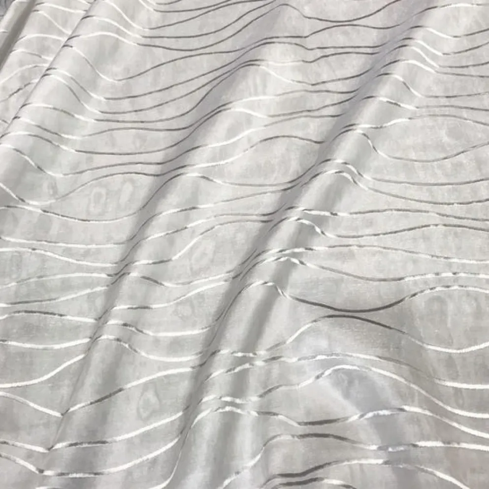 Karawave Jacquard (Reversible) Table Linen in White
