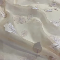 Lily Petal Table Linen in Blush