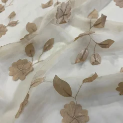 Lily Petal Table Runner in Champagne