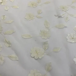Lily Petal Table Runner in Ivory