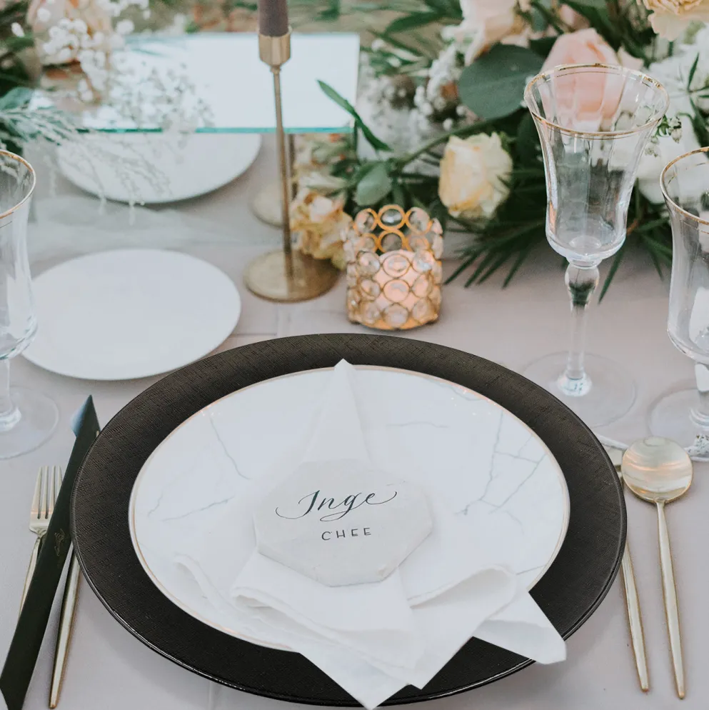 Linen - Glass Charger Plate in Black (Item # 0236)