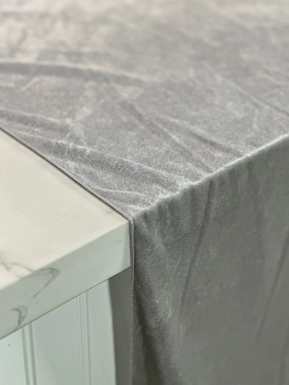 Lush Velvet Table Linen in Silver