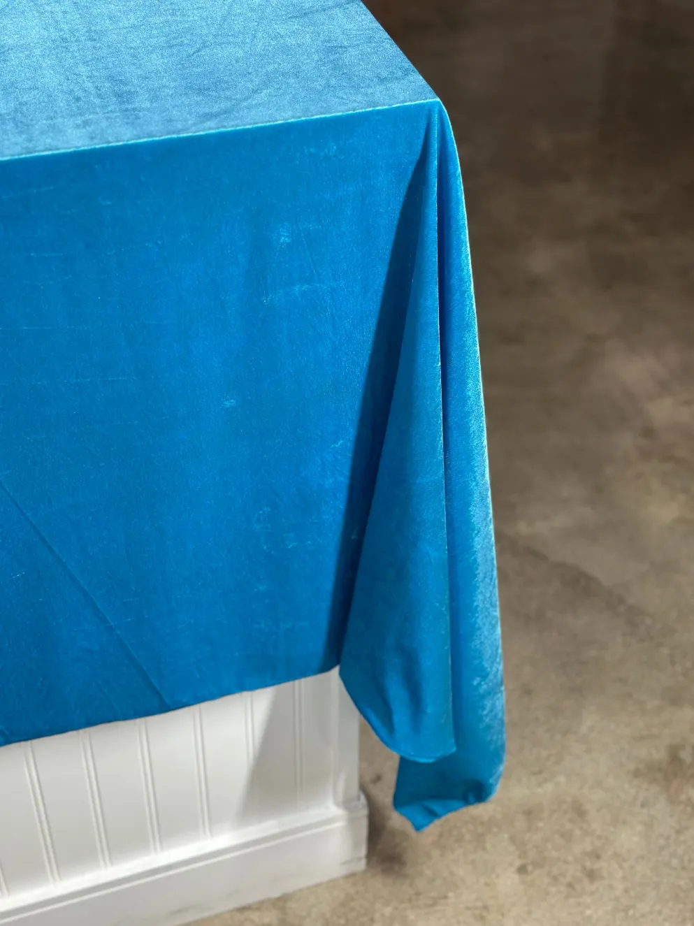 Lush Velvet Table Linen in Turquoise