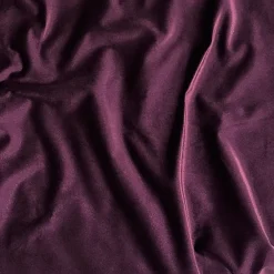 Luxury Plush Velvet Table Linen in Plum