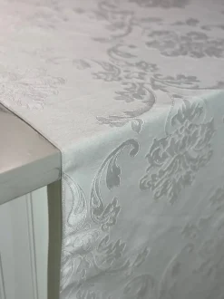 Madison Jacquard (Reversible) Table Linen in White