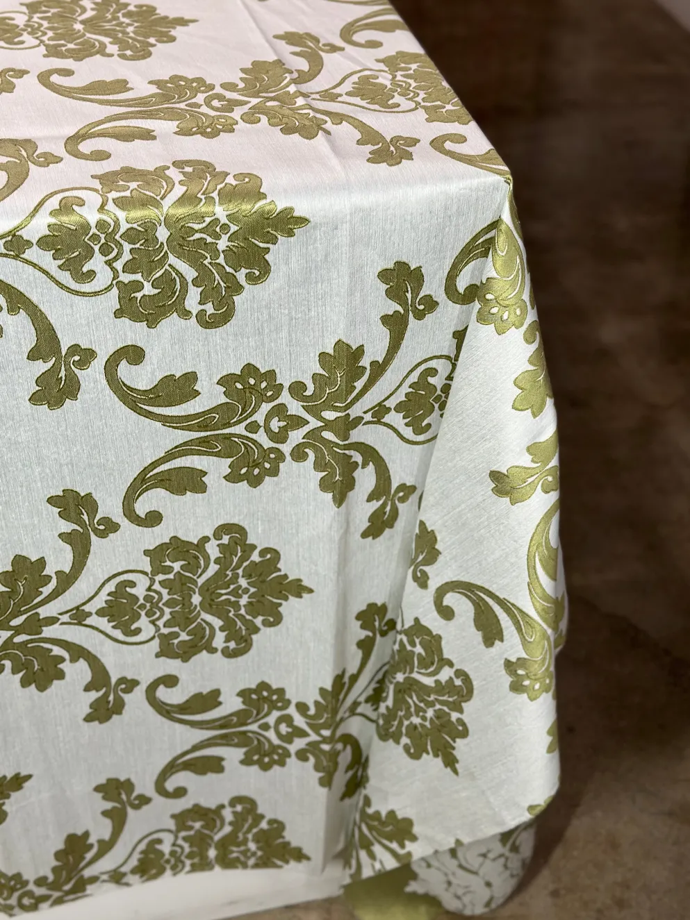 Madison Jacquard (Reversible) Table Linen in Kiwi