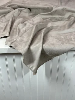 Microfiber Suede Table Linen in Lt Grey