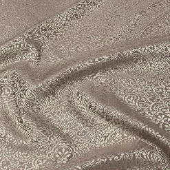 Miramar Jacquard Table Linen in Mauve