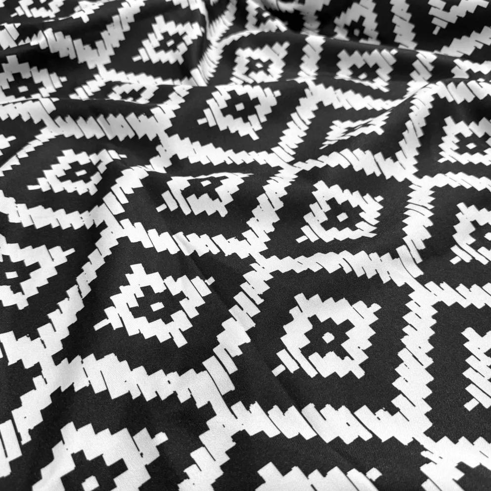 Onyx (Poly Print) Table Runner in Black / White