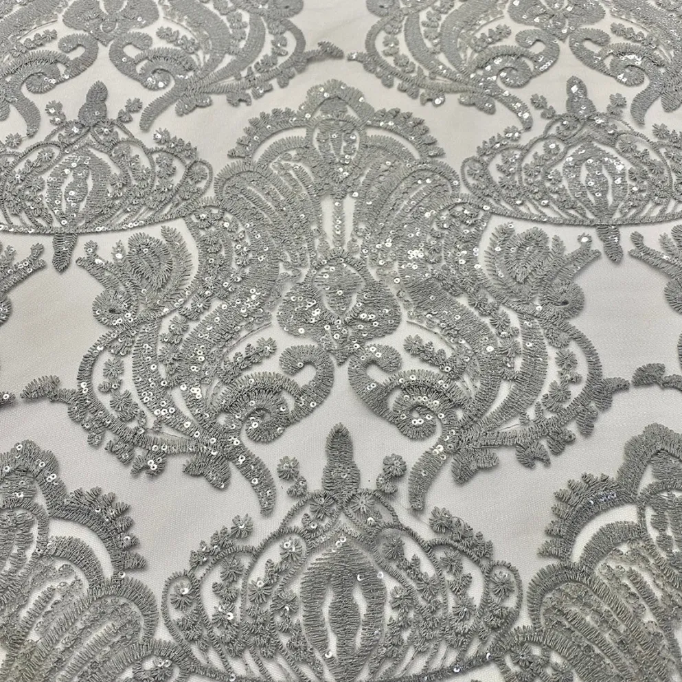 Princess Lace Table Linen in Silver