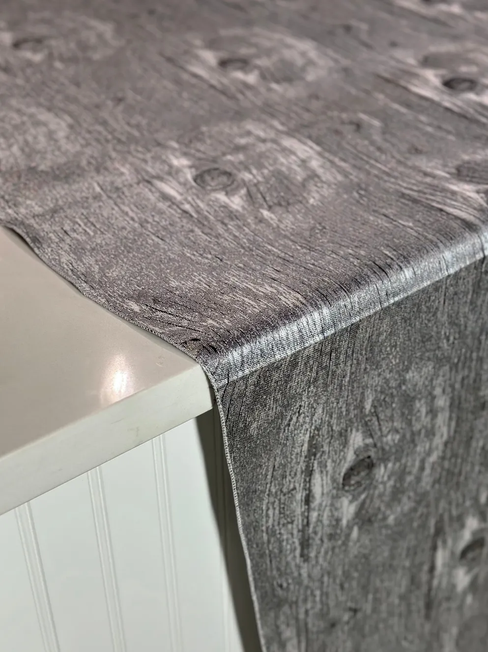 Sahara Jacquard Table Linen in Silver