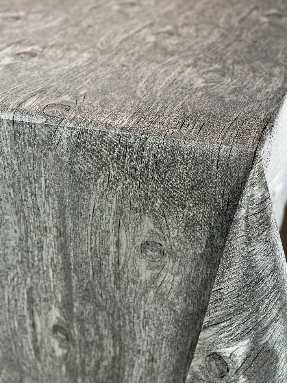 Sahara Jacquard Table Linen in Silver