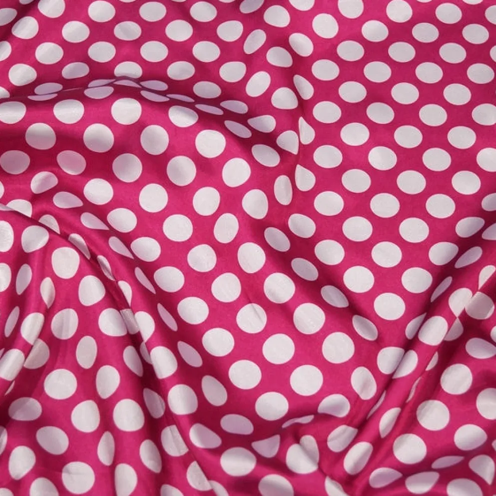 Satin Polka Dot Table Linen in White and Fuchsia
