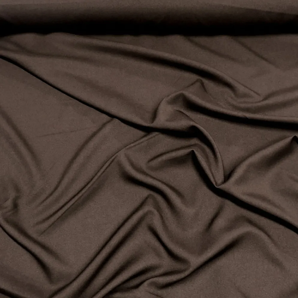 Scuba (Wrinkle-Free) Table Linen in Brown